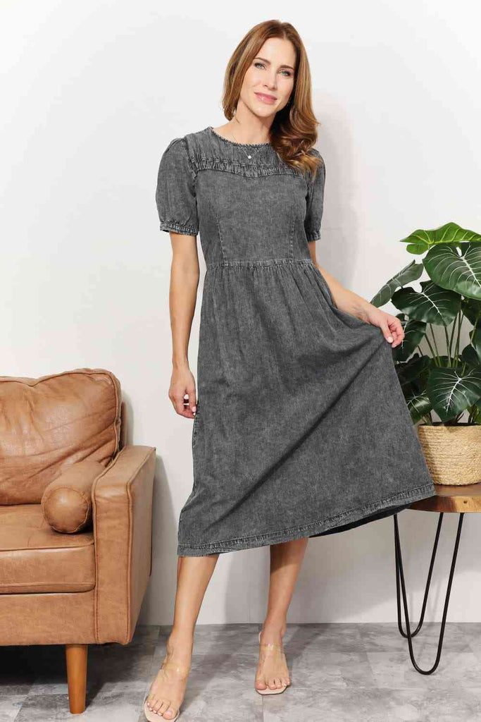 And The Why  Full Size Washed Chambray Midi Dress - Scarlet Avenue