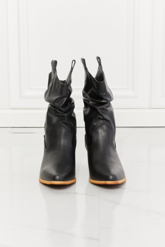 MMShoes Better in Texas Scrunch Cowboy Boots in Black - Scarlet Avenue