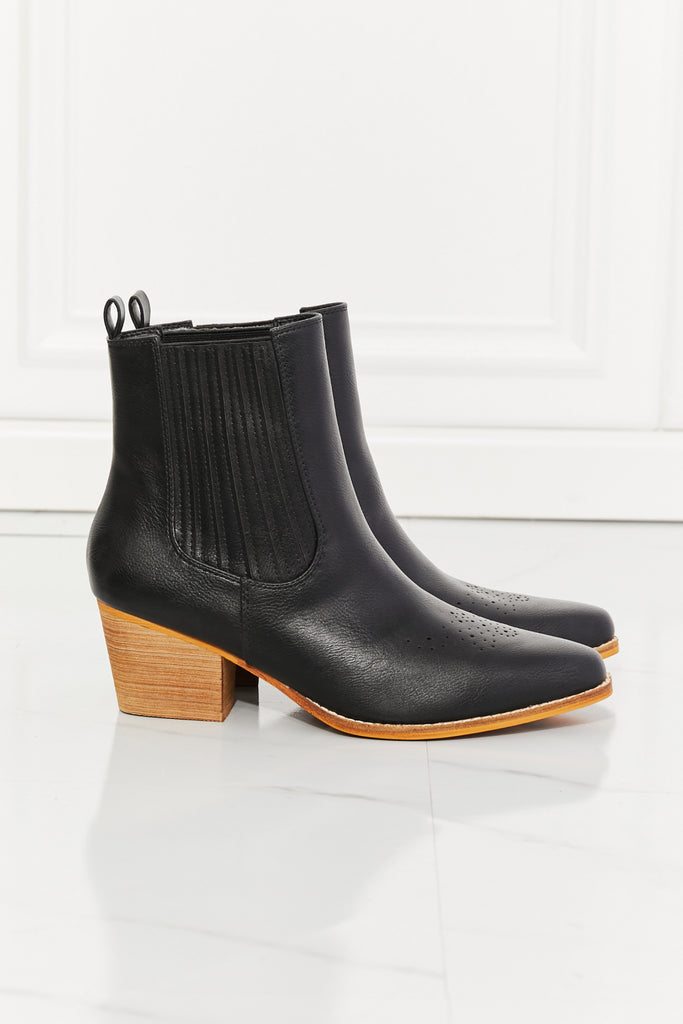 MMShoes Love the Journey Stacked Heel Chelsea Boot in Black - Scarlet Avenue