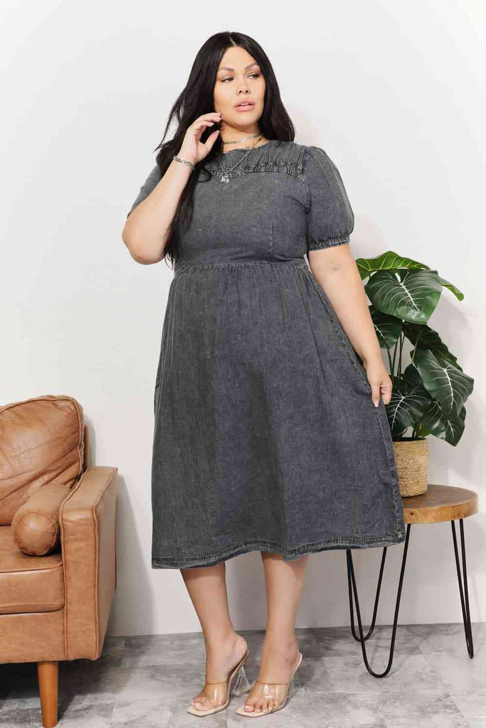 And The Why  Full Size Washed Chambray Midi Dress - Scarlet Avenue
